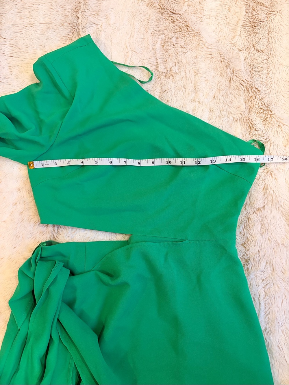💚 RNWY Runaway The Label Estella Green Cutout One Shoulder Mini Dress Revolve - Picture 9 of 16